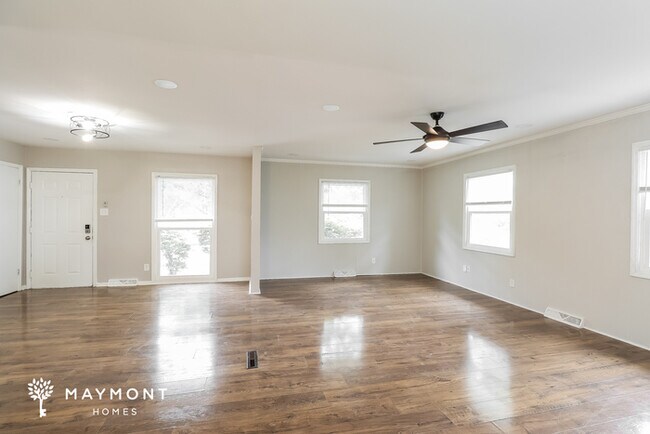 Foto del edificio - 4309 Dowling Dr