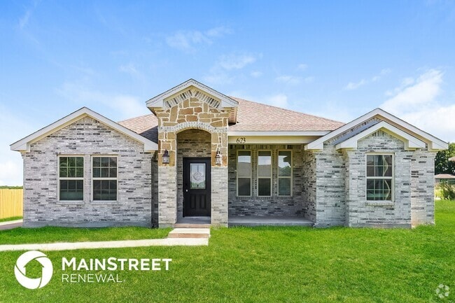 Building Photo - 623 Green Mound Dr