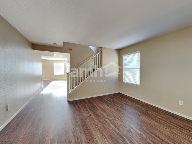 Foto del edificio - 1859 W Desert Canyon Dr