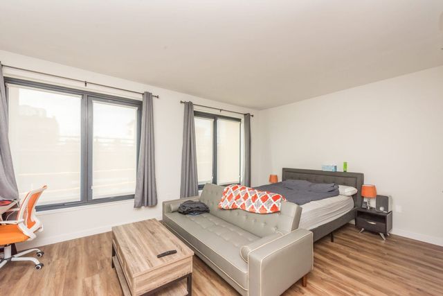 Foto principal - 36-27 31st St