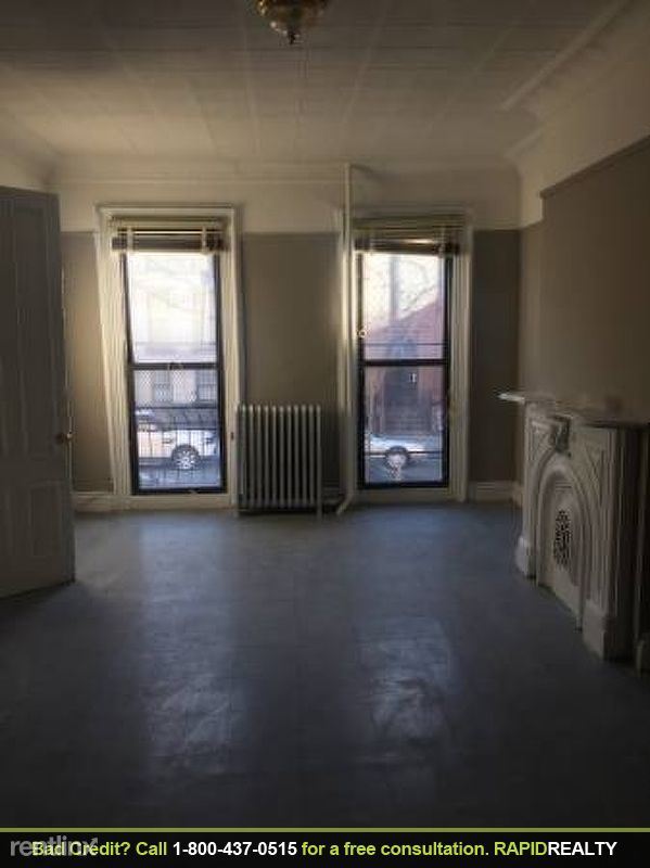 Building Photo - 211 Monroe St