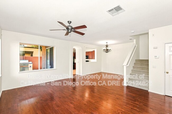 Building Photo - 621 Sumner Way