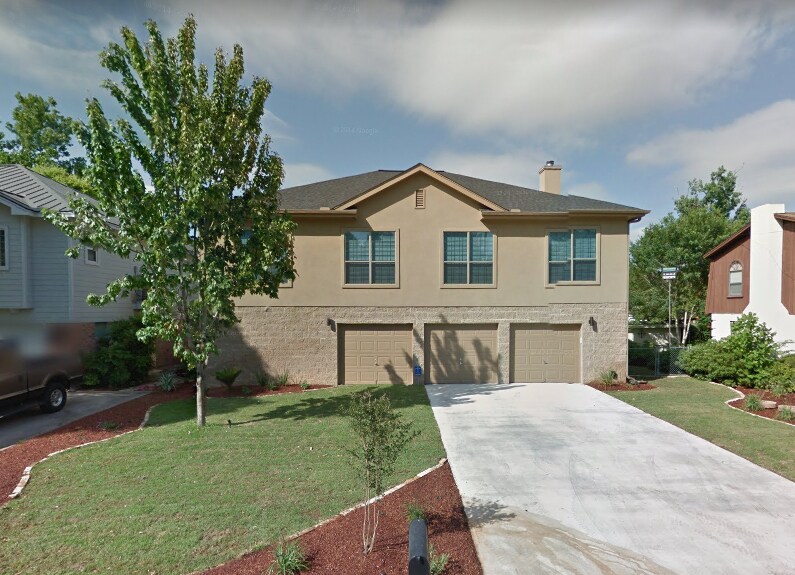 Primary Photo - 205 Spyglass Rd