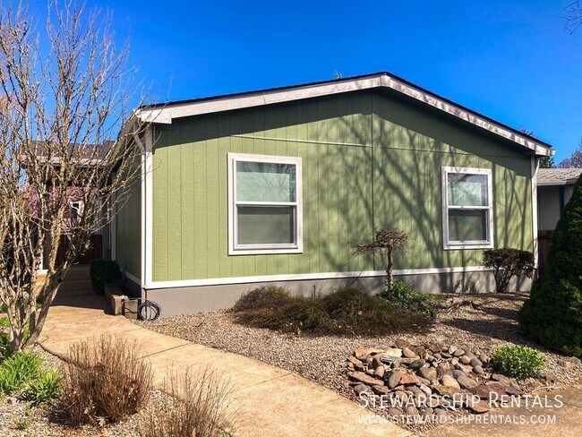 Foto del edificio - 1313 Bramblewood Ln