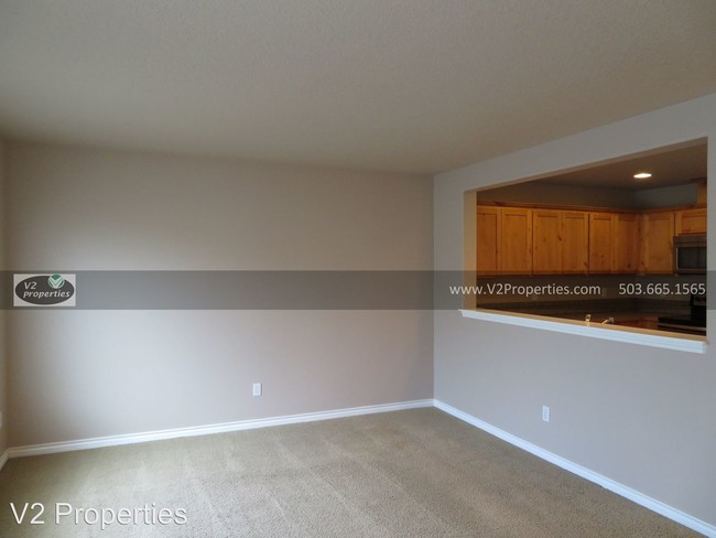 Foto del edificio - 16907 SE Bluff Rd
