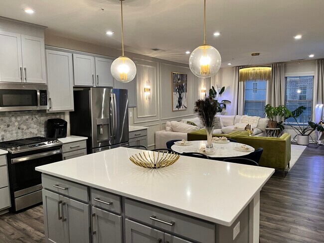 Main Level - 1417 Ridgebend Way SE