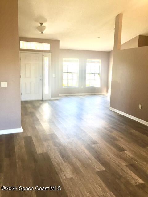 Foto del edificio - 2033 Gloria Cir