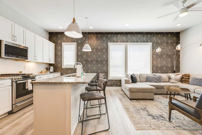 Building Photo - 1112 Harmony Way