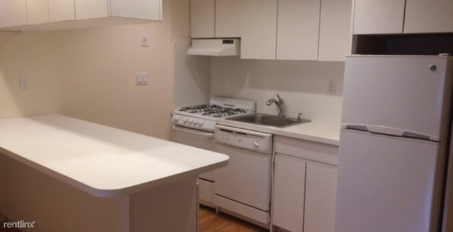 Foto del edificio - 37 W 65th St