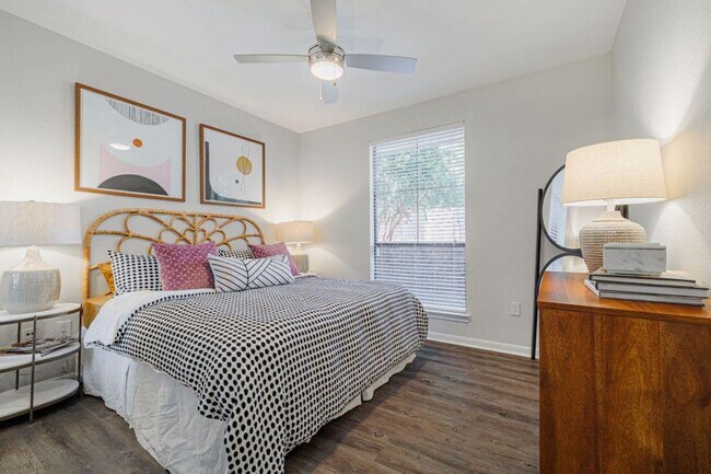 Foto del edificio - 1255 Eldridge Pkwy