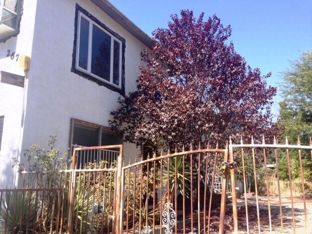 Building Photo - 267 Del Monte St
