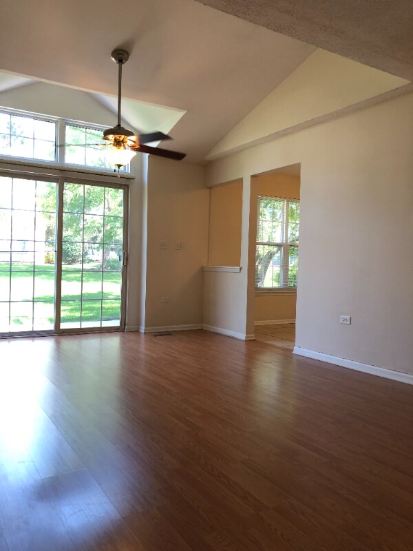 Foto del edificio - 1710 Grove Ave
