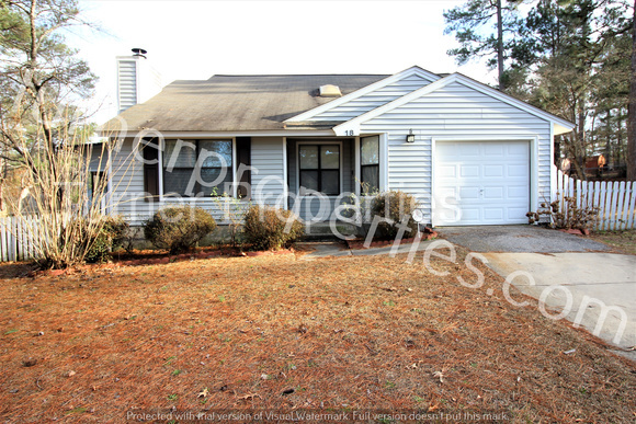 Primary Photo - 18 Raintree Ct