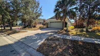 Building Photo - 17449 New Cross Cir