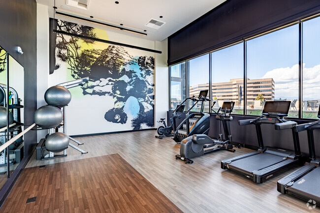 Fitness Center with Professional-grade Equipment - The Avant