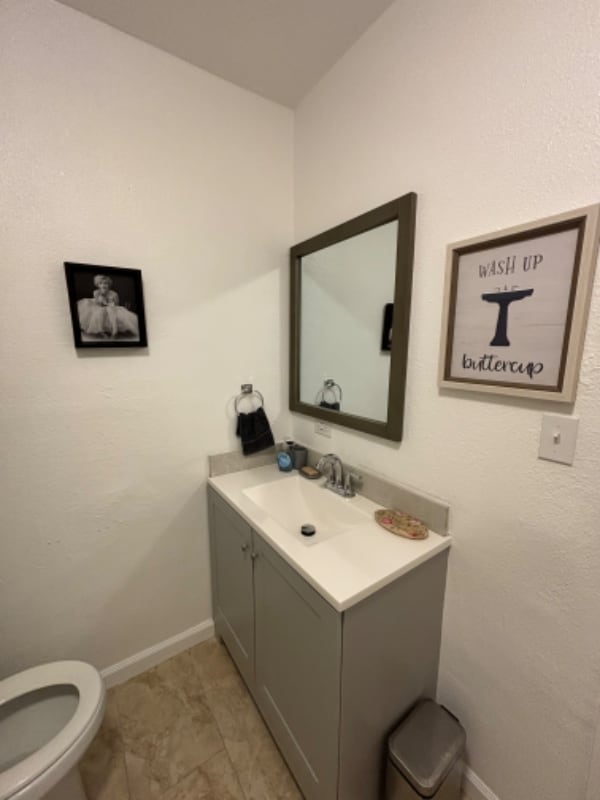 Foto del edificio - 2206 E 24th St