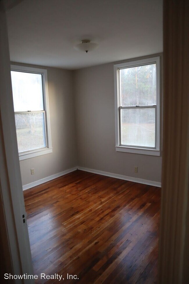 Foto del edificio - 3 br, 2 bath House - 895 B Street