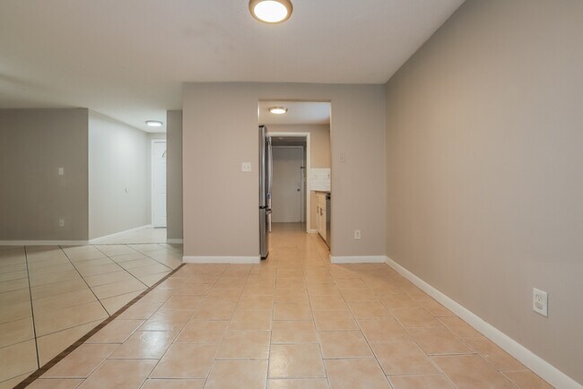 Foto del edificio - 5577 89th Ave