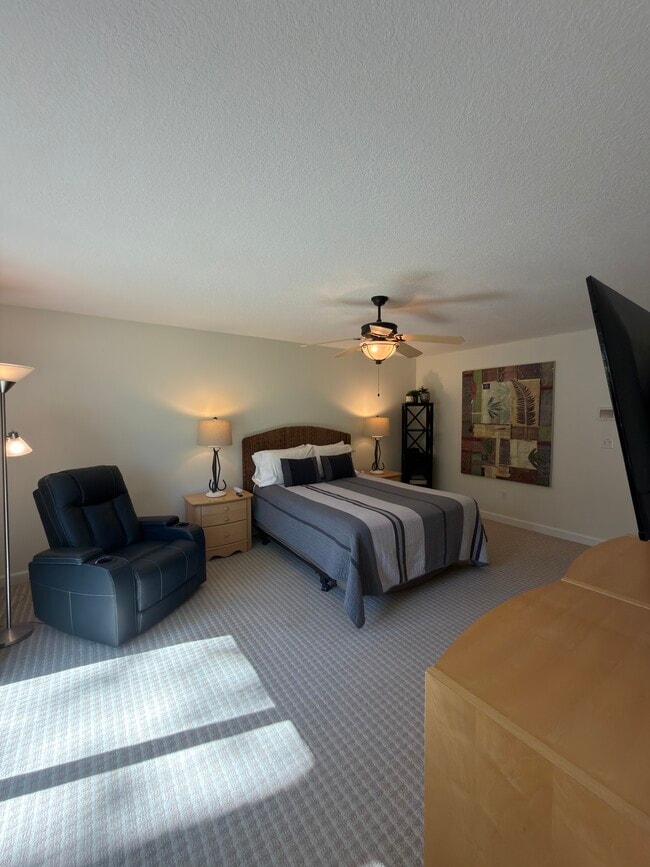 Foto del edificio - Hutch Apartment