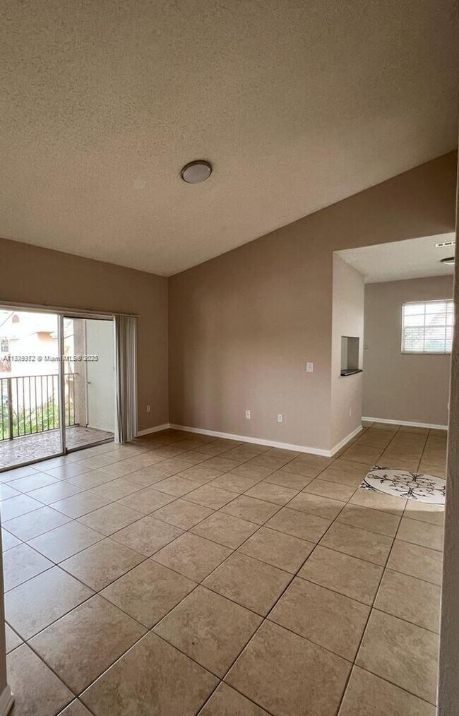 Foto del edificio - 1851 NW 96th Terrace