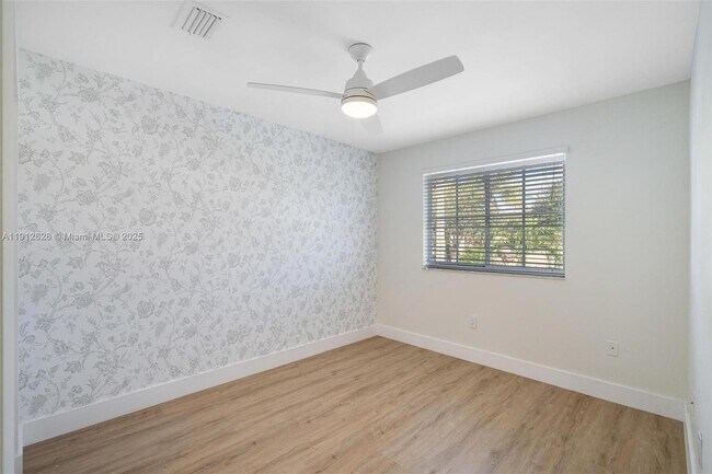 Foto del edificio - 8658 SW 159th Ct