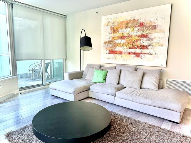 Building Photo - 338 Spear St