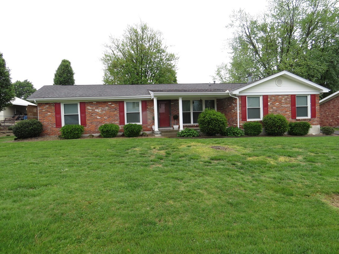 141 Todd Dr, Mount Washington, KY 40047 Rentals in Mount Washington at 141 Todd Dr Mount
