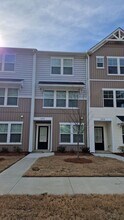 Building Photo - 1207 Briarhill Rd