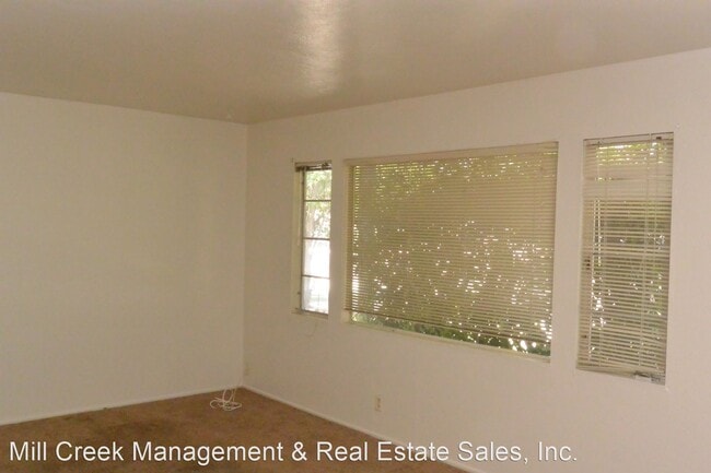 Building Photo - 3 br, 1 bath House - 1030 S. Chinowth