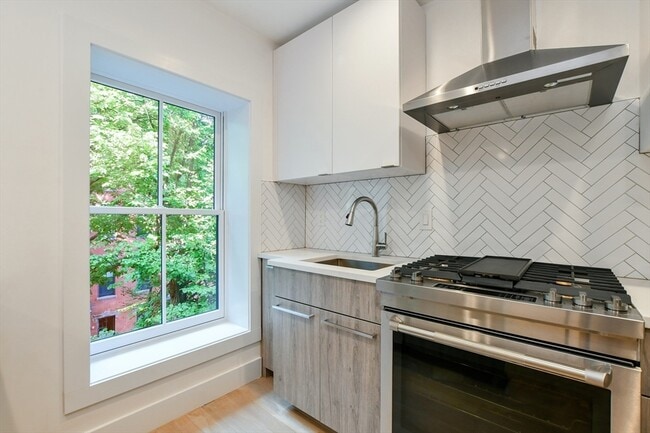 Foto del edificio - 55 E Springfield St