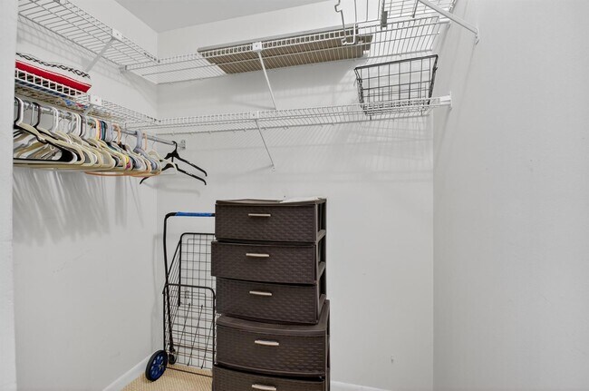 Foto del edificio - 5280 Nesting Way