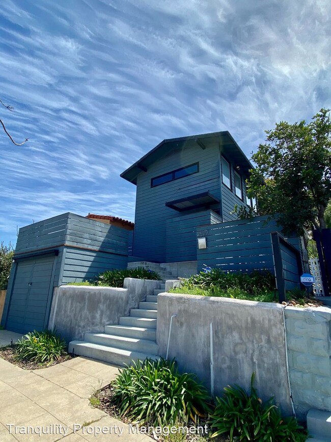 Building Photo - 1 br, 1.5 bath House - 2629 Island Ave