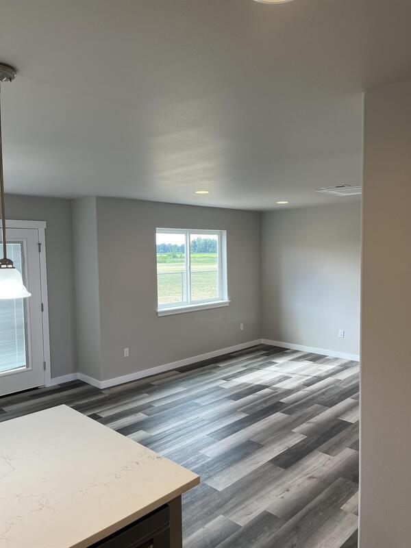 Building Photo - 610 Mead Ave