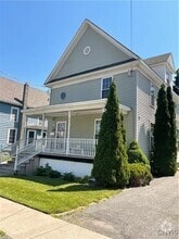 Building Photo - 706 Mill St