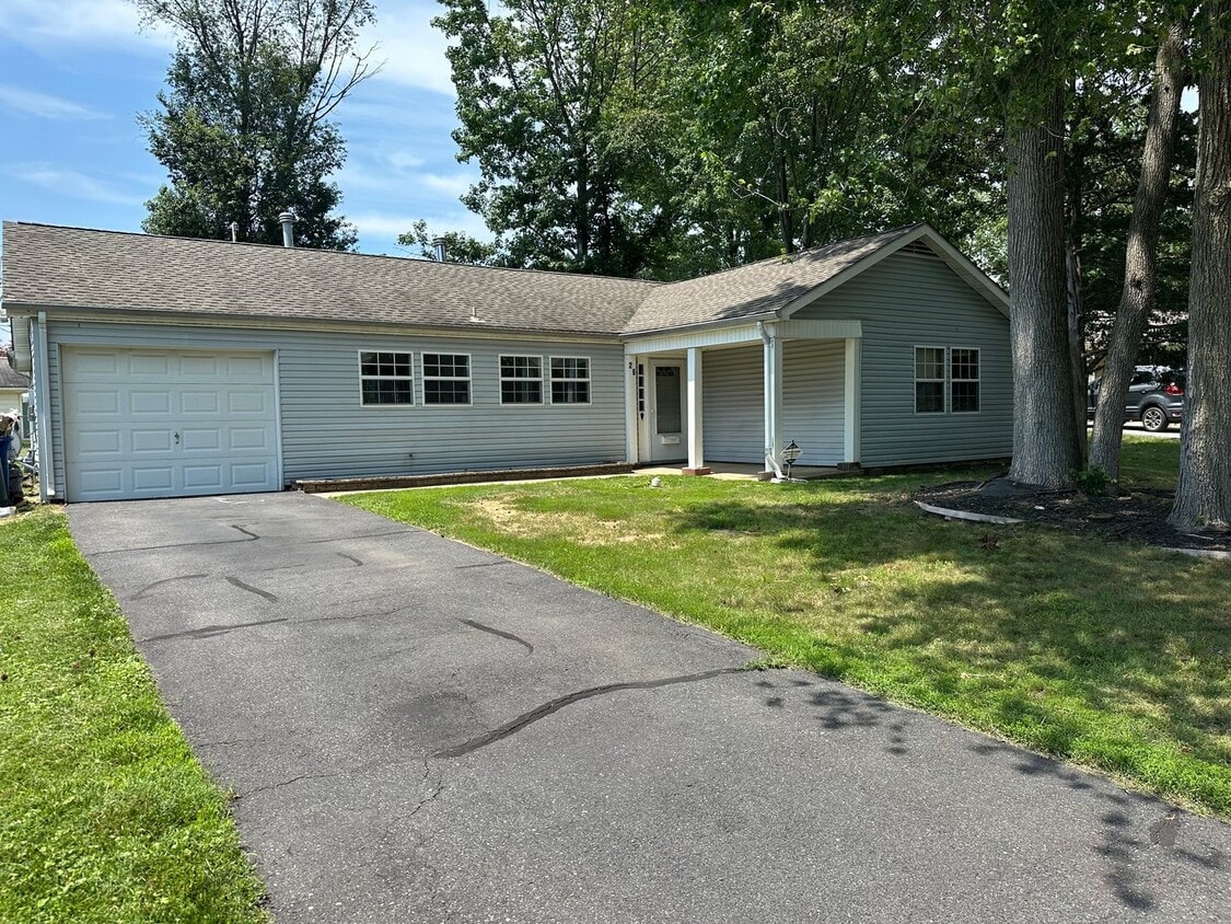 3 Bedroom 1 bath - Willingboro - 3 Bedroom 1 bath - Willingboro