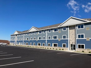 Building Photo - Apartments on Mound