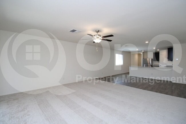 Foto del edificio - 25760 W Samantha Way