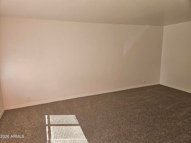 Foto del edificio - 1508 E Highland Ave