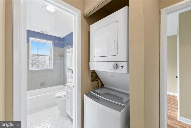 Foto del edificio - 4812 30th St S