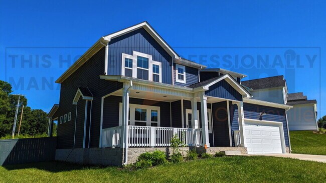 Building Photo - 2401 Bucklin Dr