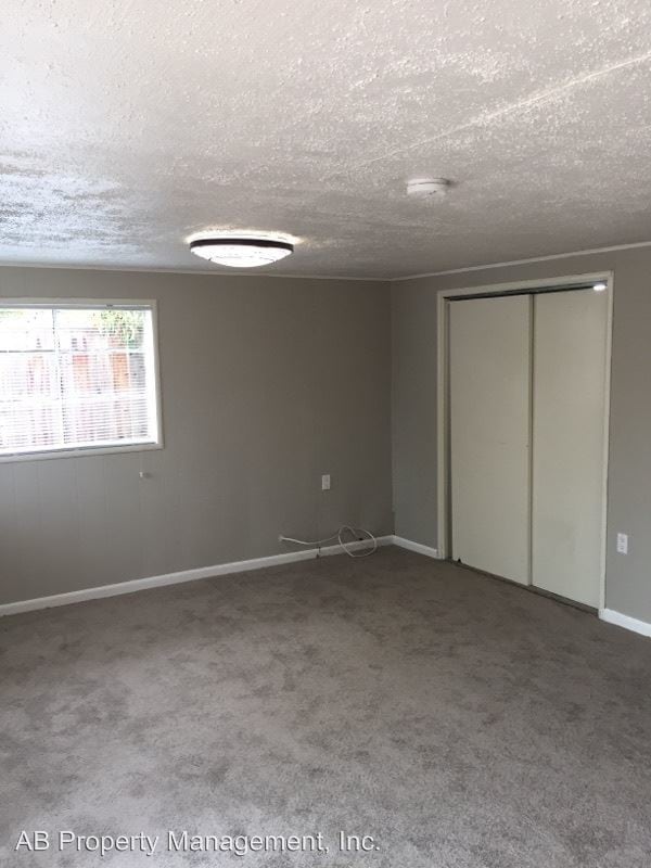 Building Photo - Studio, 1 bath Apartment - 2539 Palm Ave