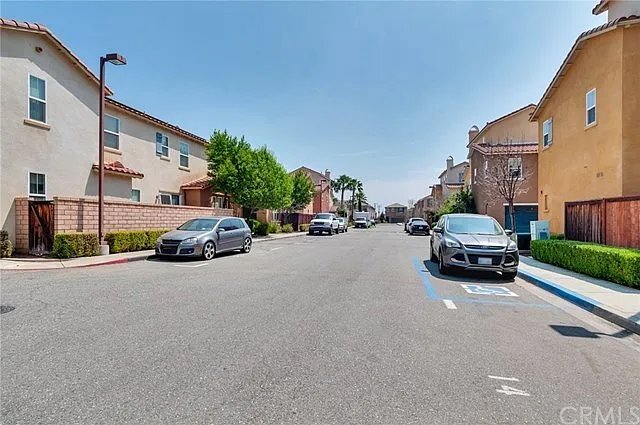 Foto del edificio - 277 Bloomington Ave