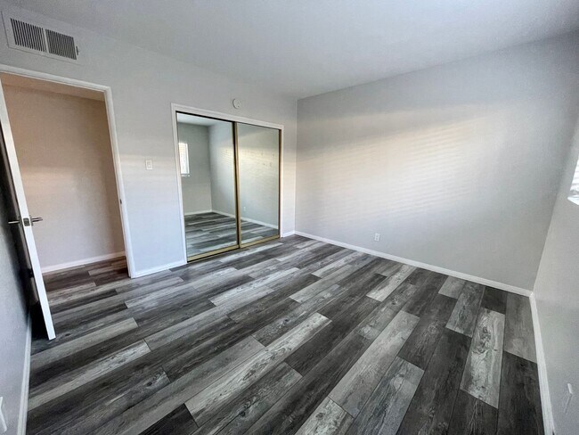 Foto del edificio - COMING SOON!!! Charming 1 Bed / 1 Bath apartment in PALM SPRINGS!