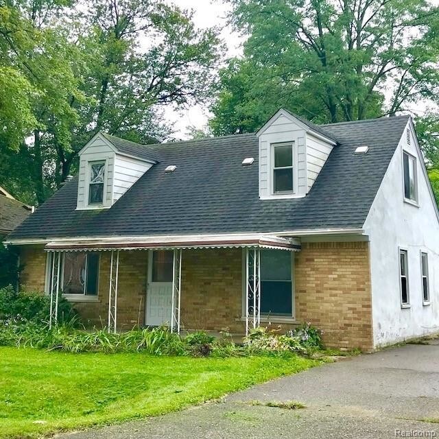 Foto principal - 21533 Oxford Ave