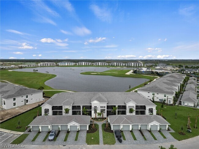 Foto del edificio - 5445 Double Eagle Cir