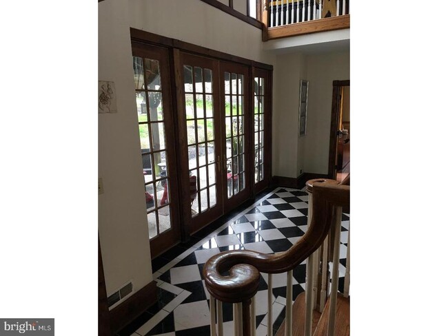 Foto del edificio - 112 Leighton Dr