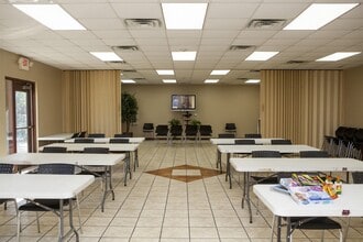 Building Photo - 3747 West Ave