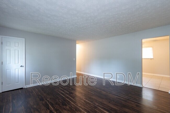 Foto del edificio - 5436 Oliver Ave