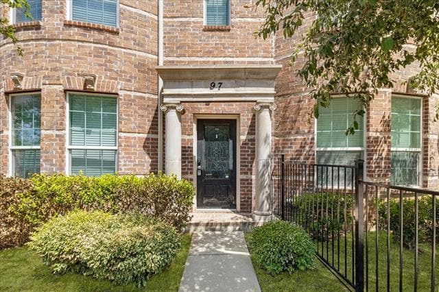 Building Photo - 2500 Rockbrook Dr