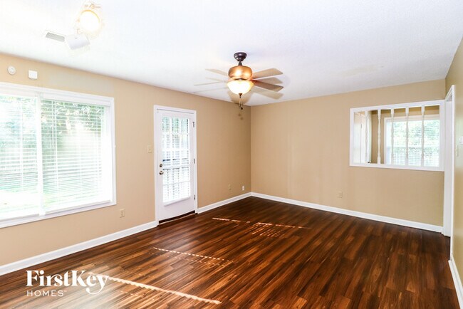 Building Photo - 1289 E Kamali Cove
